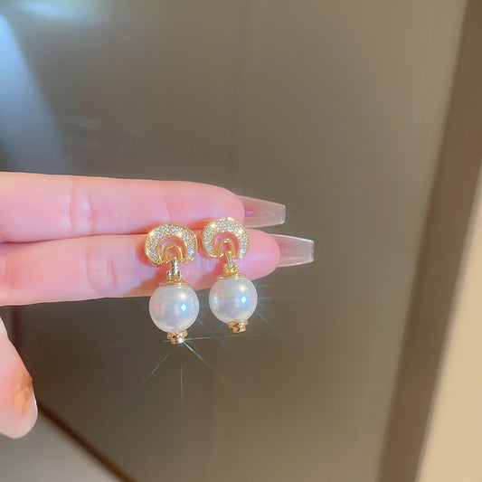 Pendientes de Zirconia y decoracion de perlas